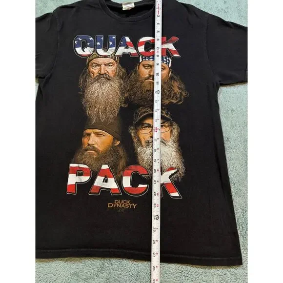Duck Dynasty Quack Pack Black Graphic T-Shirt Size US UK Medium - Picture 6 of 9